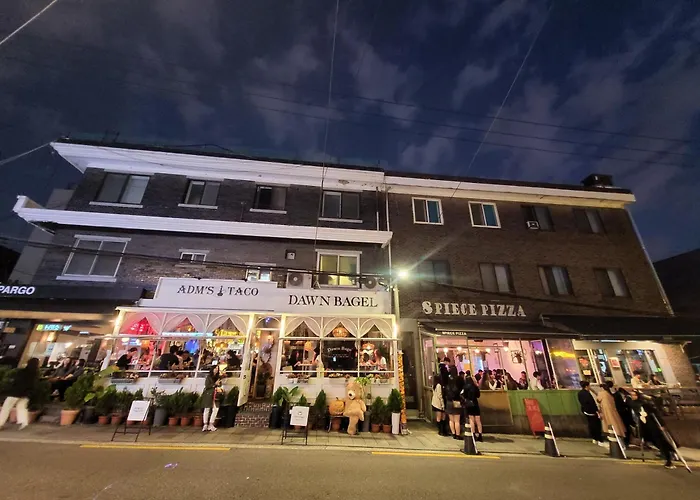 Apartment Newly Renovated Center Of #10 Seoul