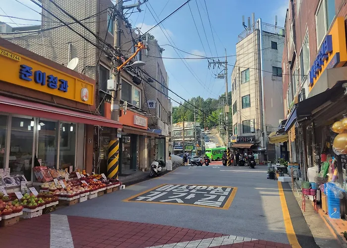 Newly Renovated Center Of #10 *