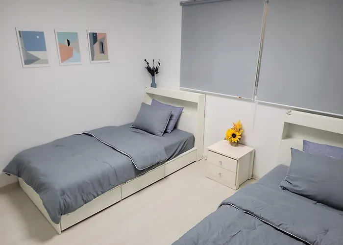 Newly Renovated Center Of #10 * Seoul